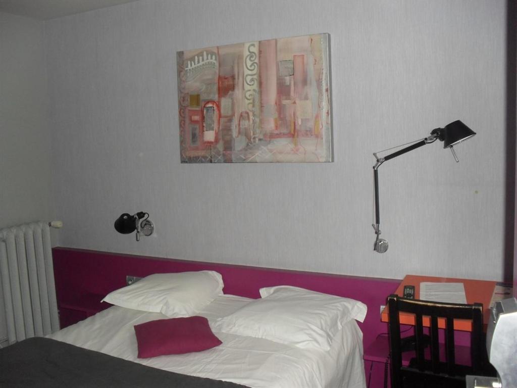 Hotel Latino Reims Centre Exterior photo
