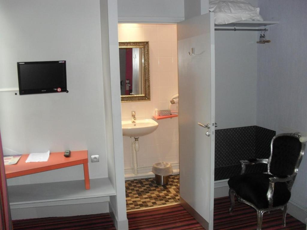 Hotel Latino Reims Centre Room photo