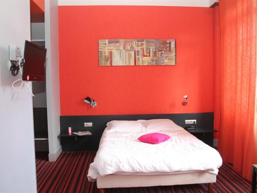 Hotel Latino Reims Centre Room photo