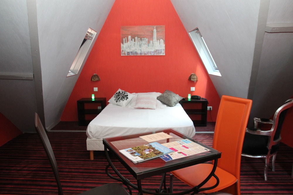 Hotel Latino Reims Centre Exterior photo